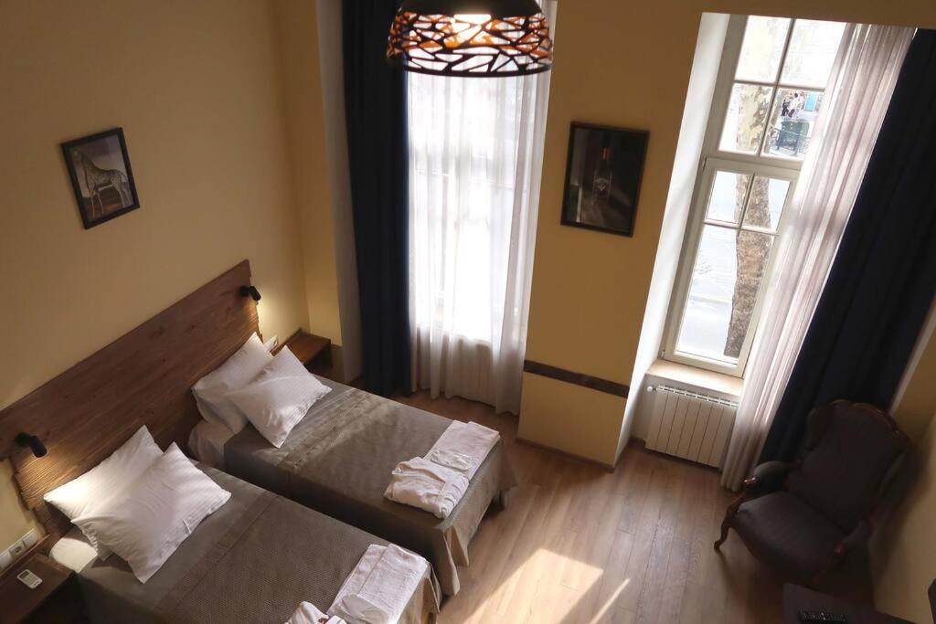 هتل اپرا گاردن آپارتمان 2 این تفلیس سنتر - Opera Garden Apartment 2 in Tbilisi center