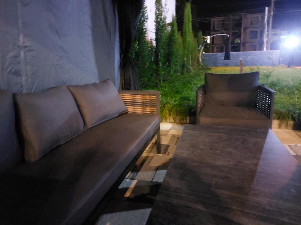 هتل بارباره Hotel Barbare