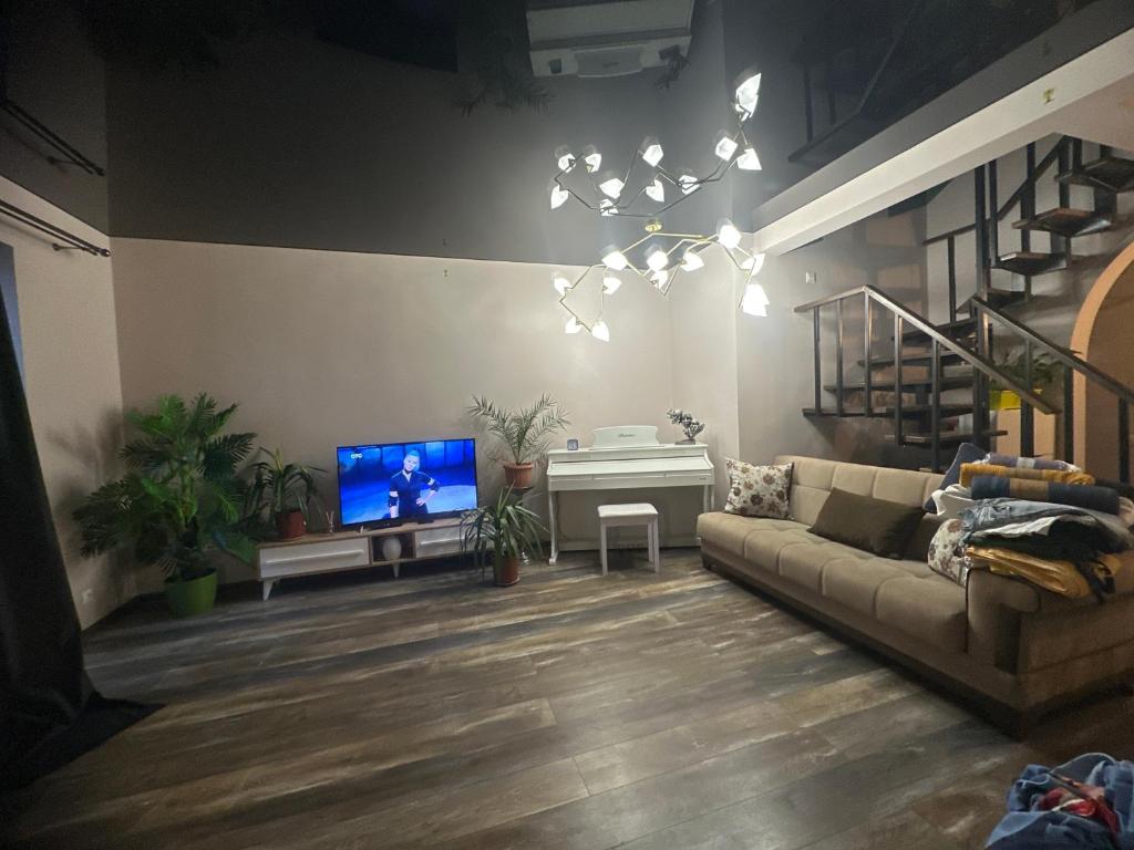 هتل هُالینک پنت هاوس - Hualing penthouse