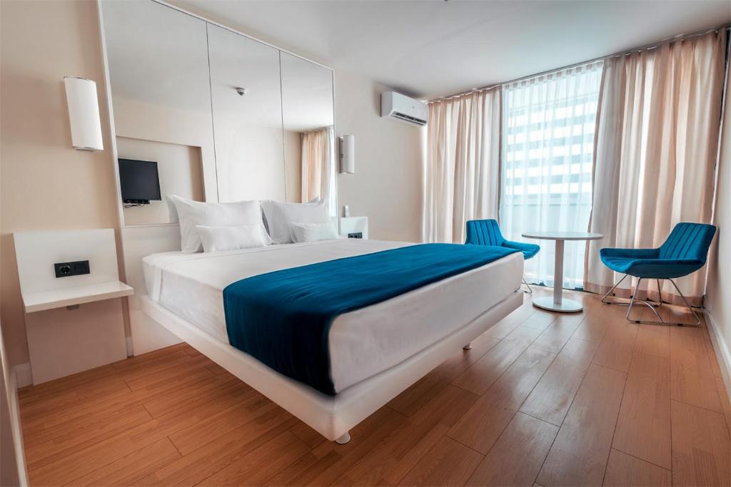 هتل سوئیت وید سی ویو Hotel Suite with Seaview