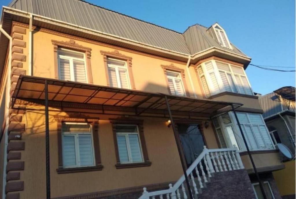هتل 3 فلور کوایت کاتج این دوشنبه 3 floor quite cottage in Dushanbe