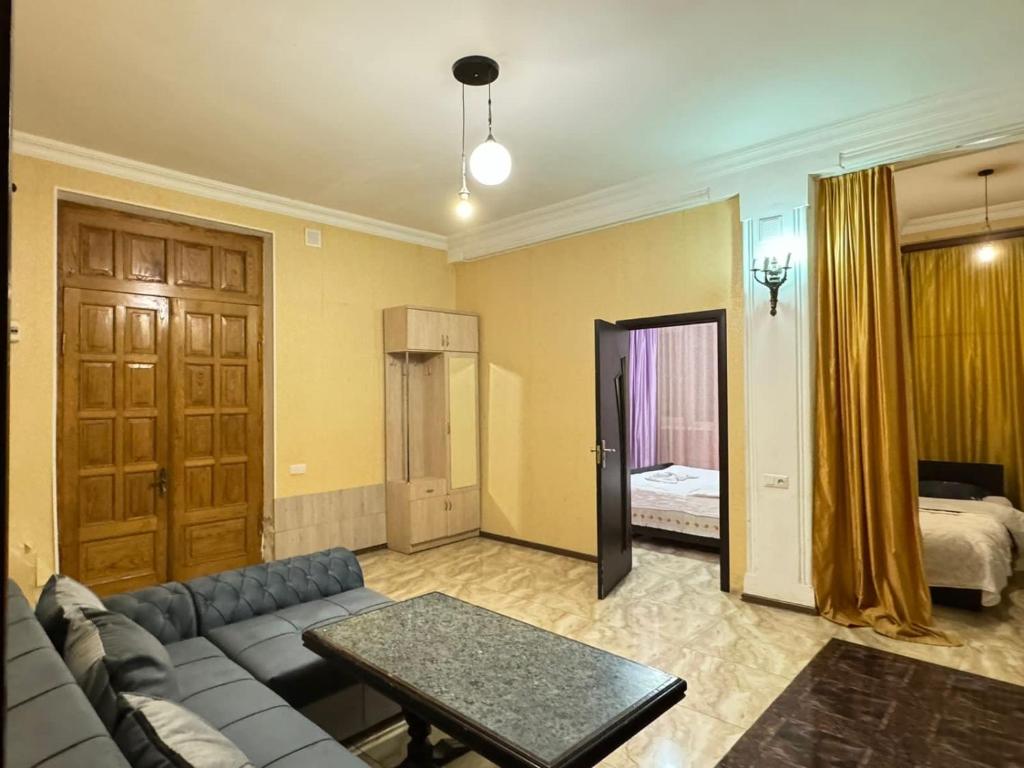 هتل بنینز آپارتمانز - Benene’s Apartments