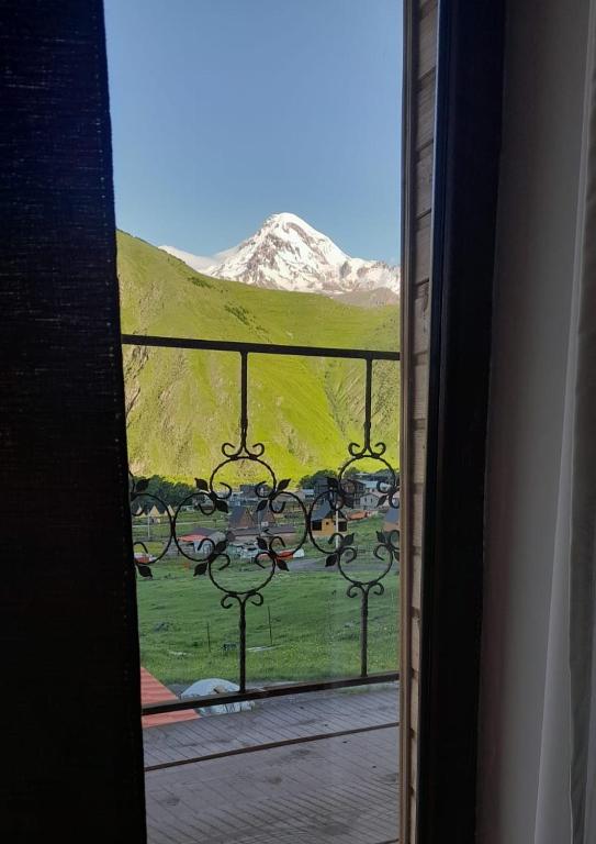 هتل ماونت فلاور کاتج Mountain flower cottage