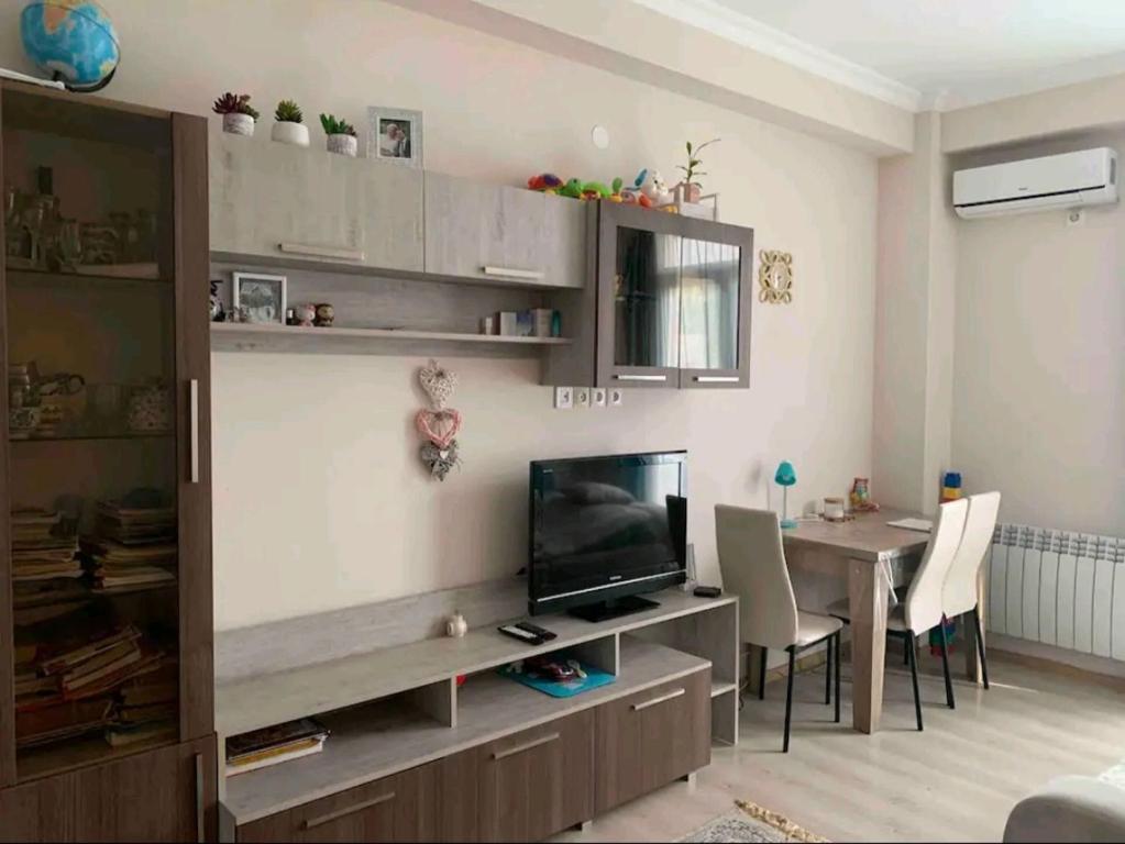 هتل مدرن دو-خواب فلت این ذ سنتر آو ذ سیتی - Modern 2-bedroom flat in the center of the city