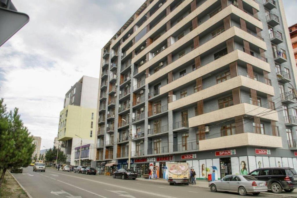 هتل آپارتمان گلکسی دیدی دیقمی - Apartment Galaxy Didi Dighomi