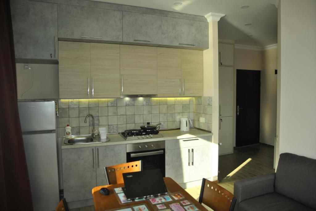 هتل آپارتمان ویو the View Apartment