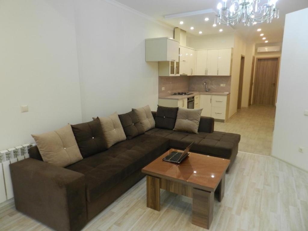 هتل آپارتمان های نیمه گرمسیری - Subtropic Apartments