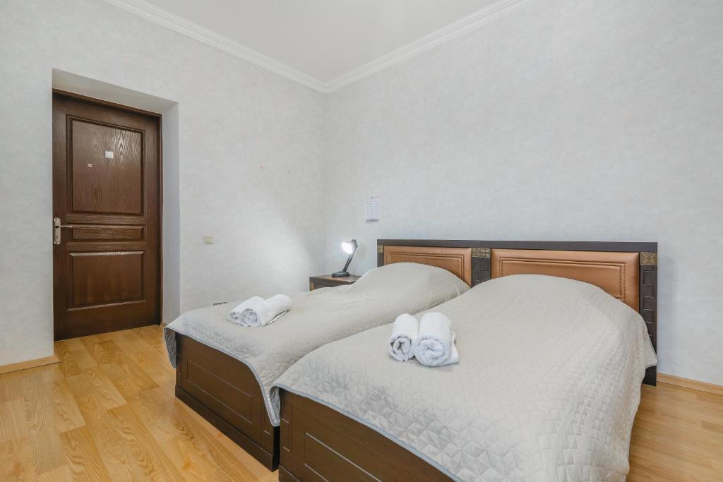 هتل مسافرخانه الوانی Alvani Inn
