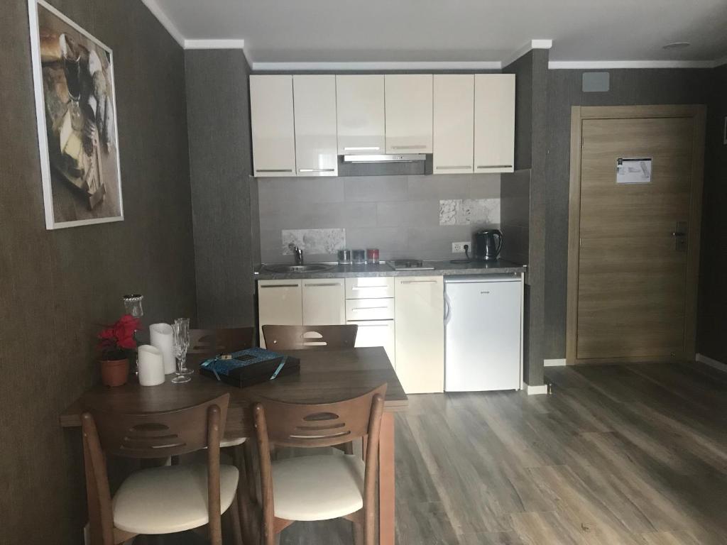 هتل سوئیت مدرن نزدیک به تله کابین اسکی - A Modern Suite Close to Gondola Ski Lift