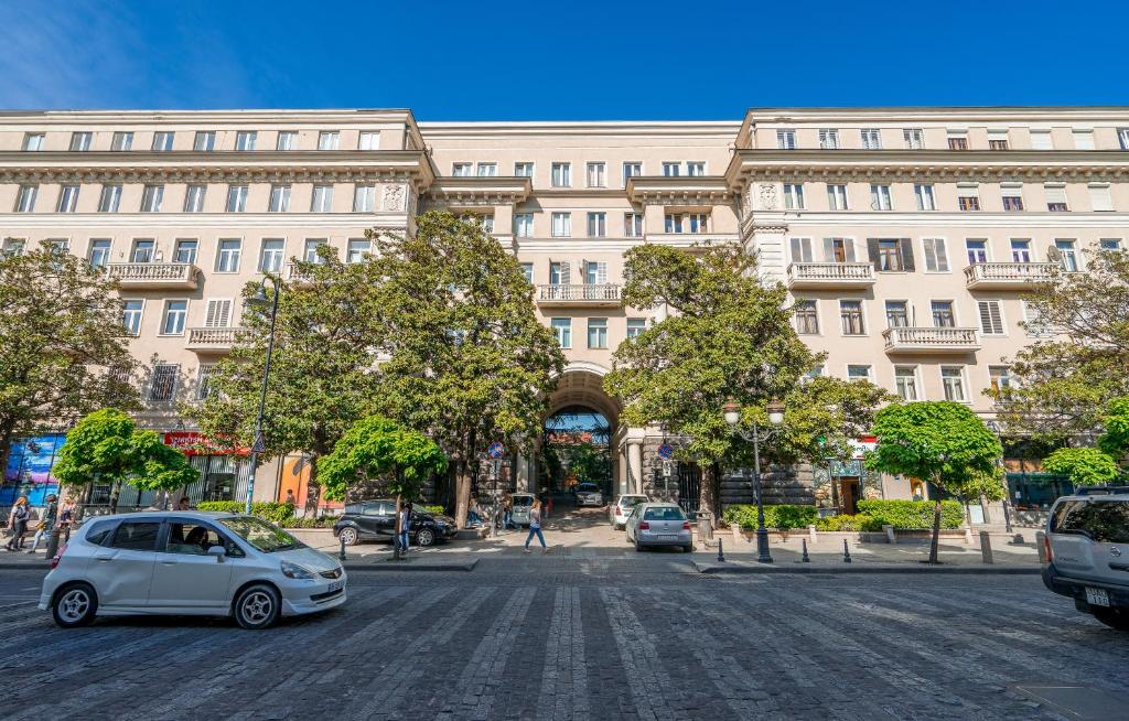 هتل آپارتمان خانوادگی در آگماشنبلی - Family apartment on Agmashenebeli