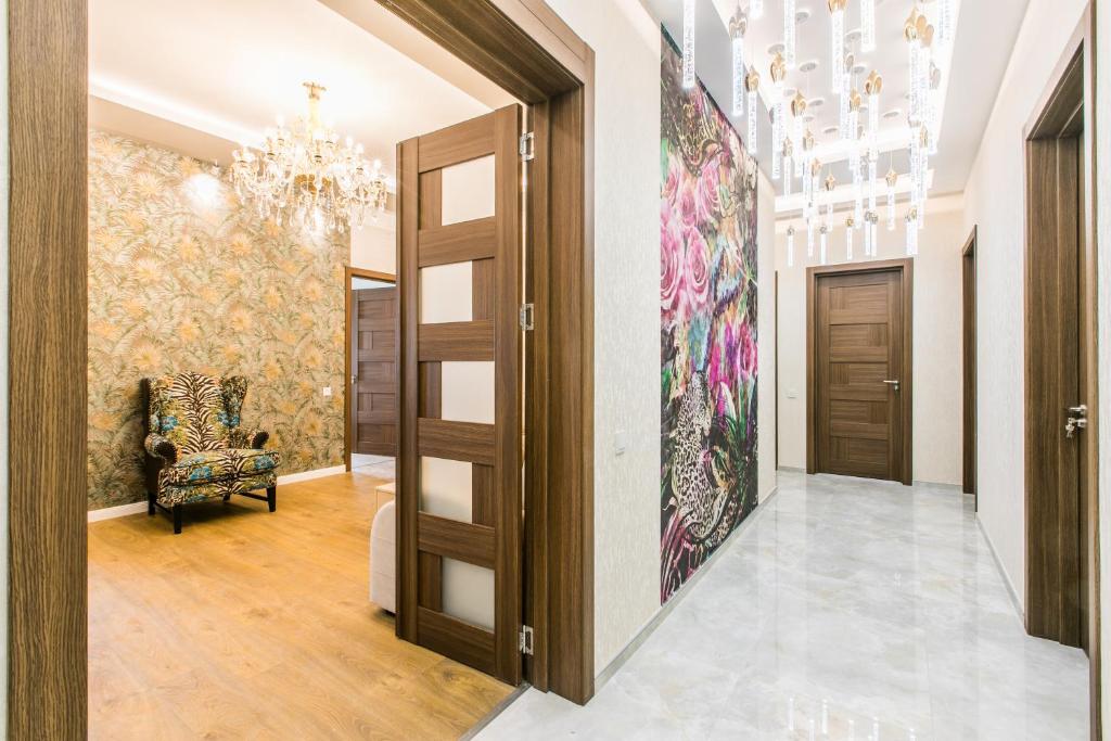 هتل خانه شیرین 6 VIP خیابان روستاولی - Sweet Home 6 VIP Rustaveli Avenue