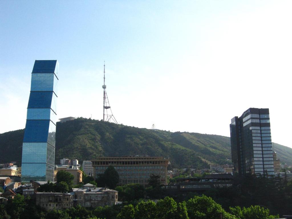 هتل لاکی_بمان_تفلیس - Lucky_Stay_Tbilisi