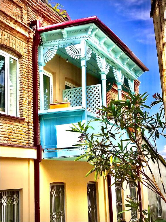 هتل شهر قدیمی متاتسمیندا - Old Town Mtatsminda