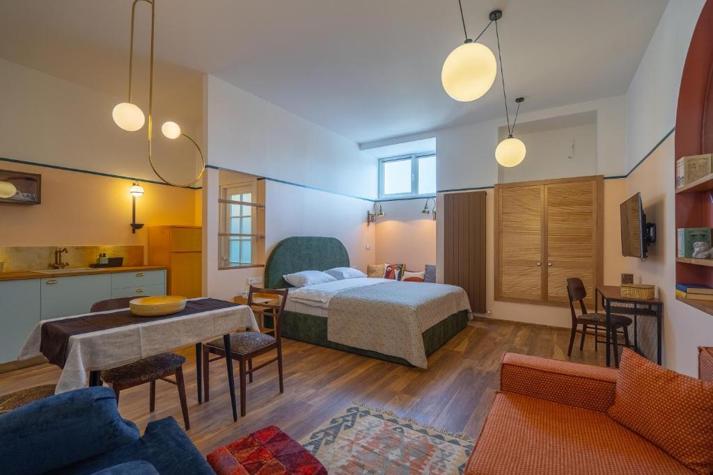 هتل CozyBaity در قلب تفلیس - CozyBaity in the very heart of Tbilisi