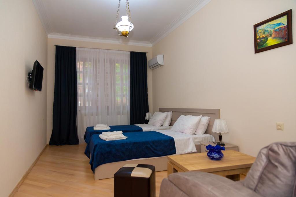 هتل اتاق های تعطیلات Holiday Rooms