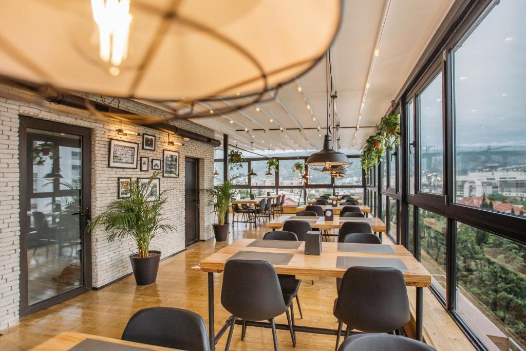 هتل تایمبر بوتیک - Timber Boutique Hotel