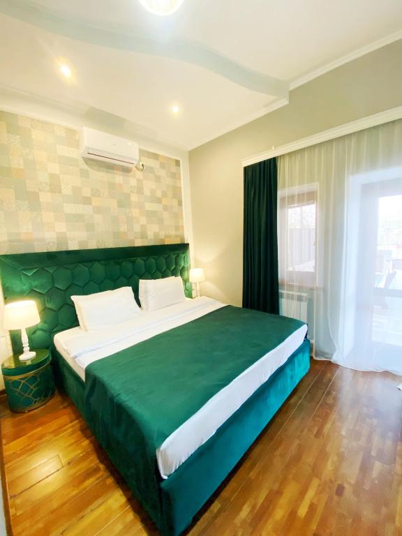 هتل نارنجی کوتایسی Hotel Orange Kutaisi