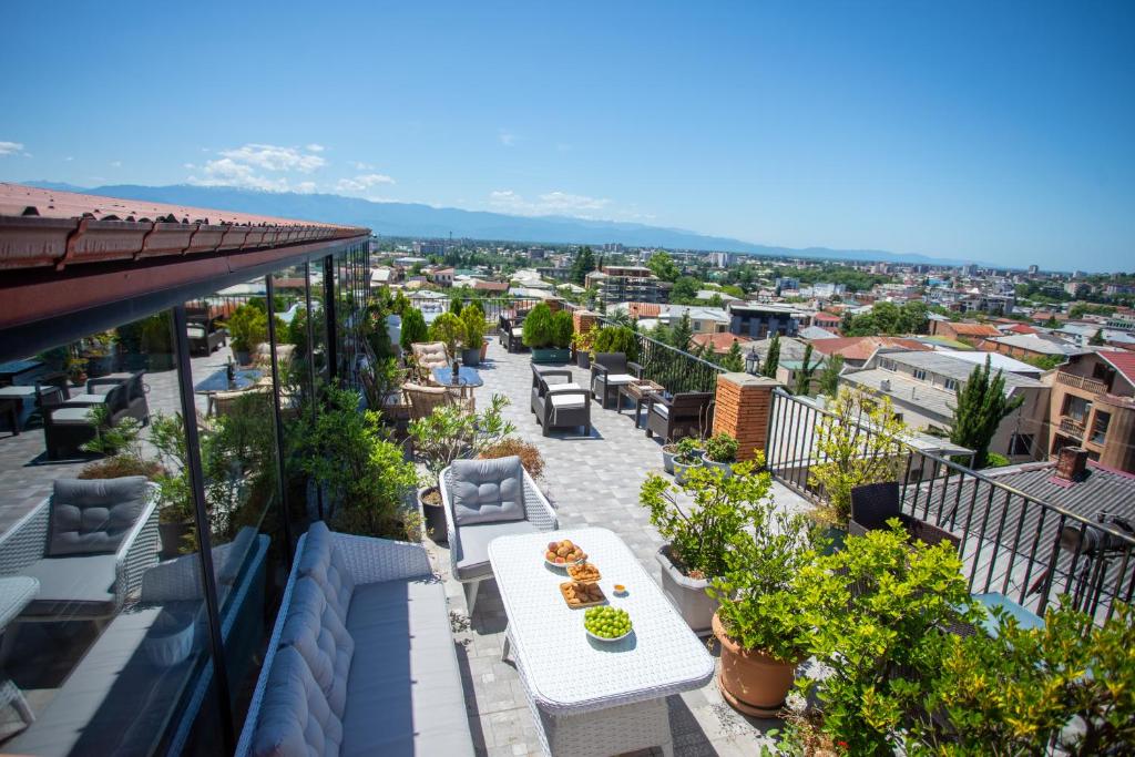 هتل تراس کوتایسی Hotel Terrace Kutaisi
