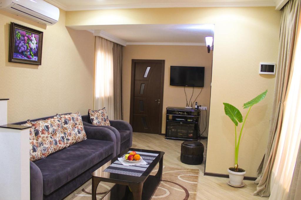 هتل آپارتمان لاشا - Lasha Apartment
