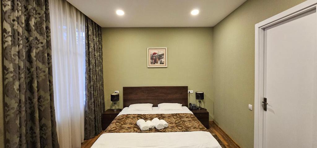 هتل بوتیک IVERIA - Hotel Boutique IVERIA