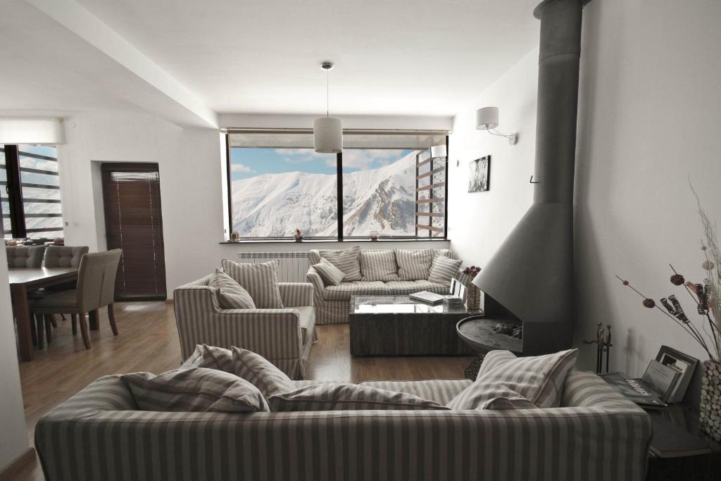 هتل شاتو مارینا گوداوری Chalet Marina Gudauri