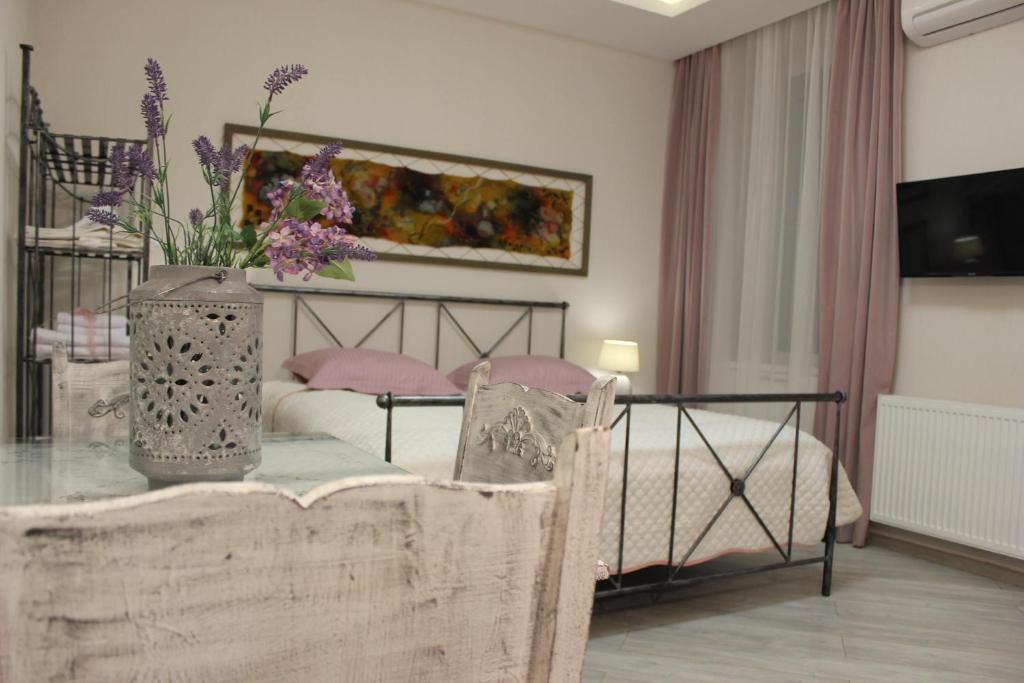 هتل مرکز آپارتمان روستاولی توسط. - Centre Apartment on Rustaveli av.