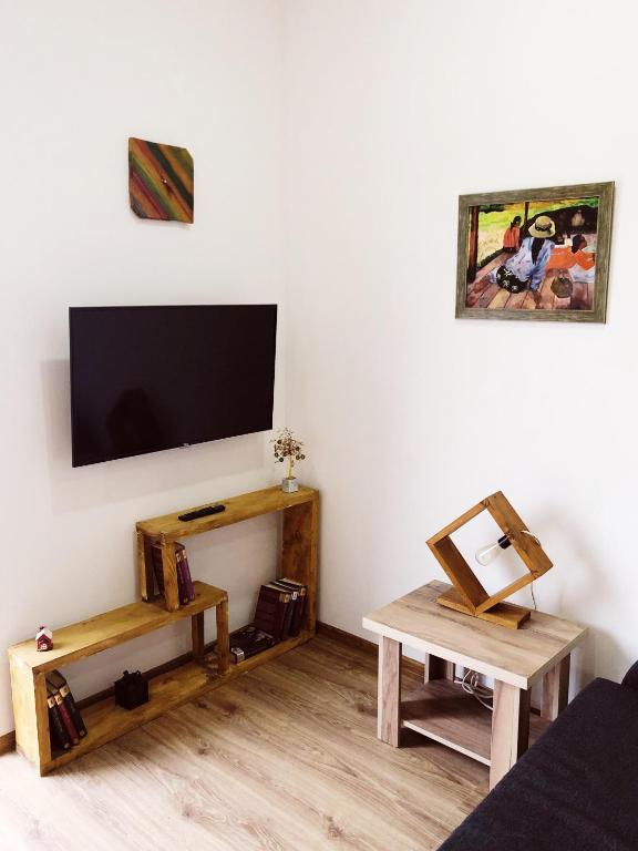 هتل آپارتمان وانگوگ - Vangogh apartment