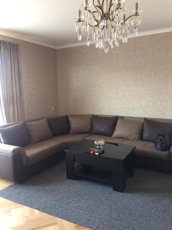 هتل آپارتمان ویپ در خیابان گمرکلی 1 - Vip Apartment at Gamrekeli str 1