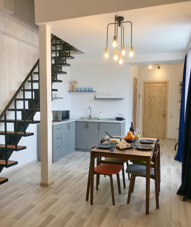 هتل GVC 2-level apt New Gudauri Block-4 GVC 2-level apt New Gudauri Block-4