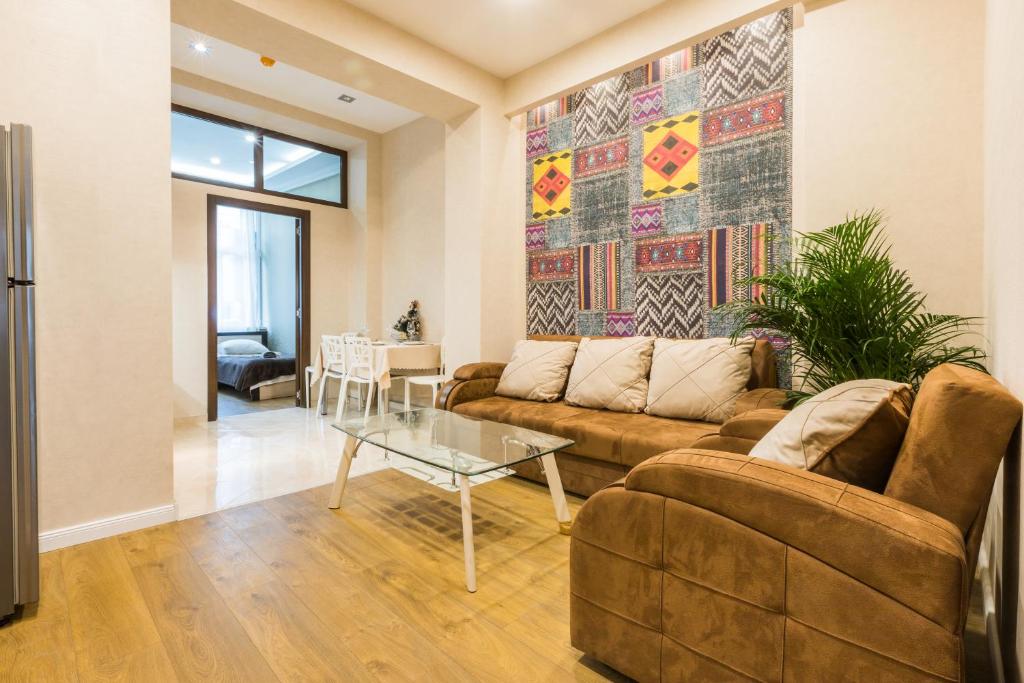 هتل آپارتمان شیرین خانه VIP 1 - Sweet Home Apartment VIP 1