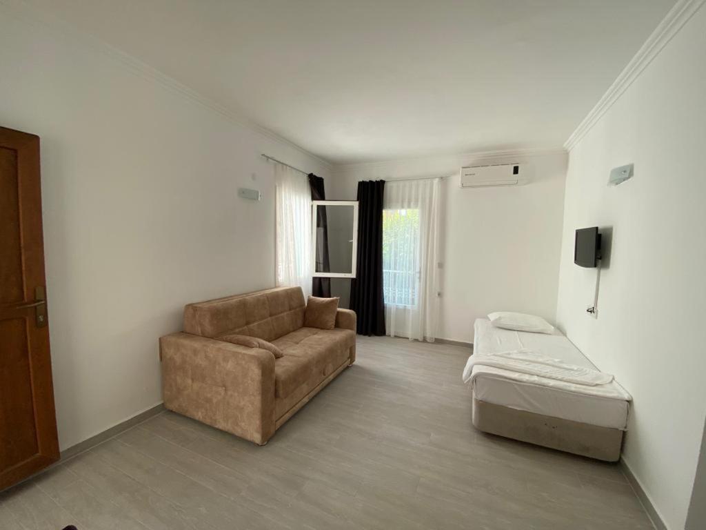 هتل مانولیا - Manolya Hotel