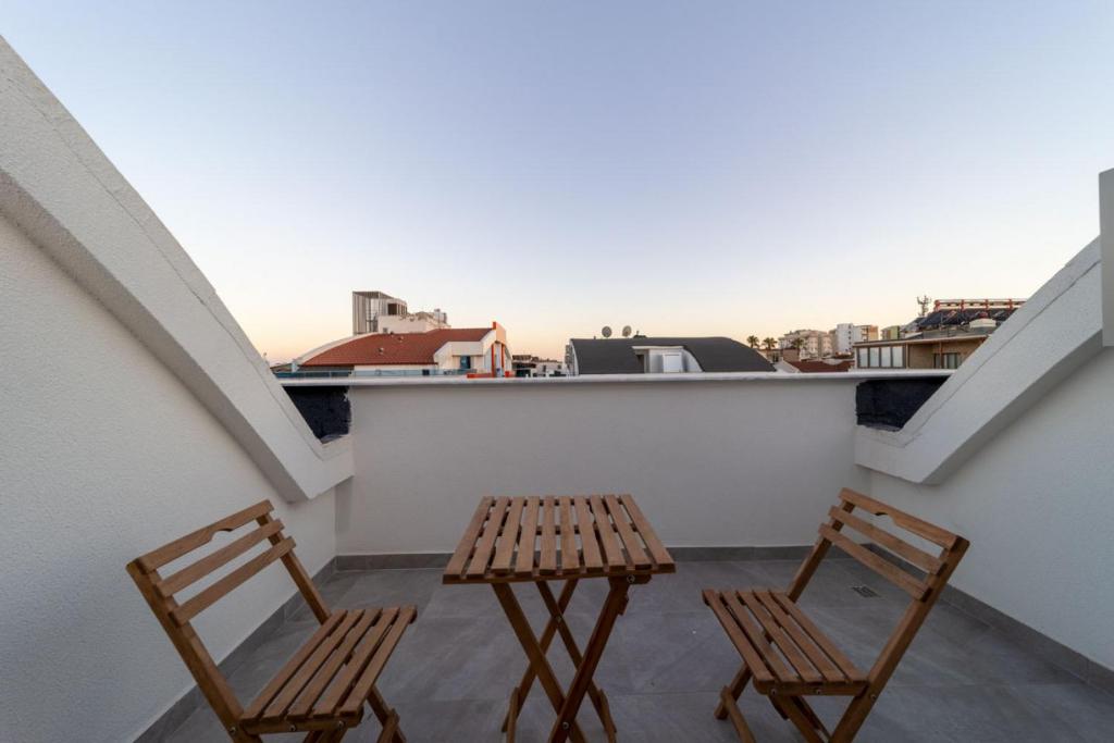 هتل آپارتمان مرکزی با تراس و منظره در موراتپاشا - Central Flat with Terrace and View in Muratpasa