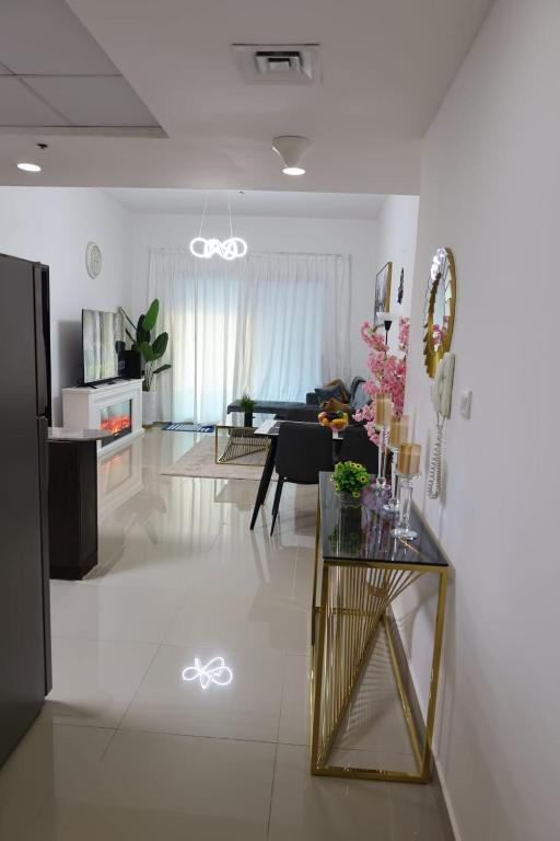 هتل آپارتمان 1 خوابه لوکس و نوساز - Luxury Brand New 1 bedroom Apartment