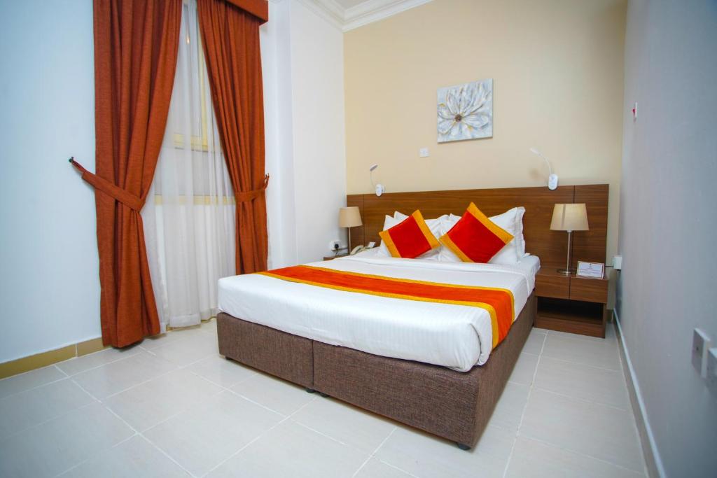 هتل ویلا La Villa Hotel