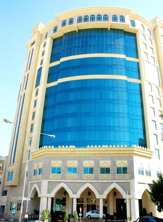 هتل گرند رگال - Grand Regal Hotel