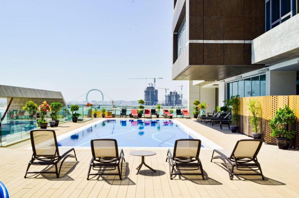 آپارتمان هتل واترفرانت Waterfront Hotel Apartment