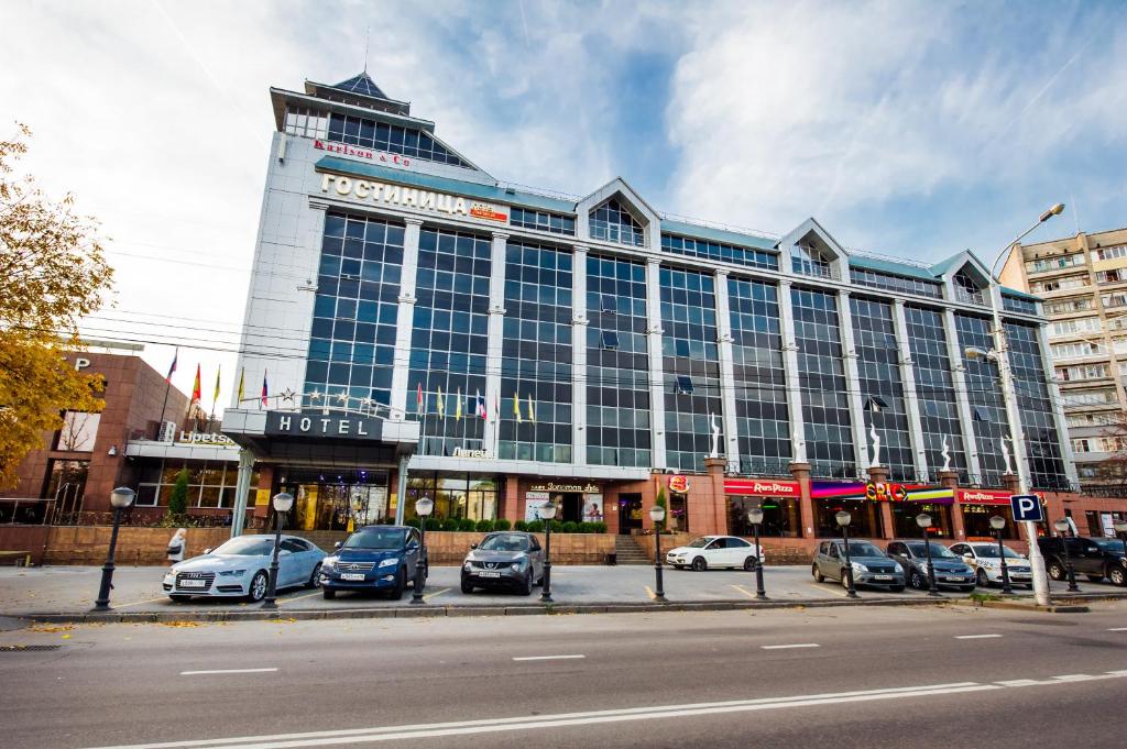 هتل لیپتسک - Lipetsk Hotel