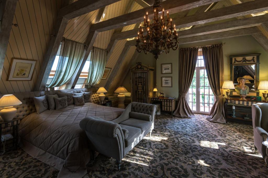 Hotel Old House Resort & SPA (Hotel), Ust'-Koysug (Russia) Deals