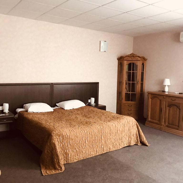 مجموعه هتل اسکازکا Skazka Hotel Complex