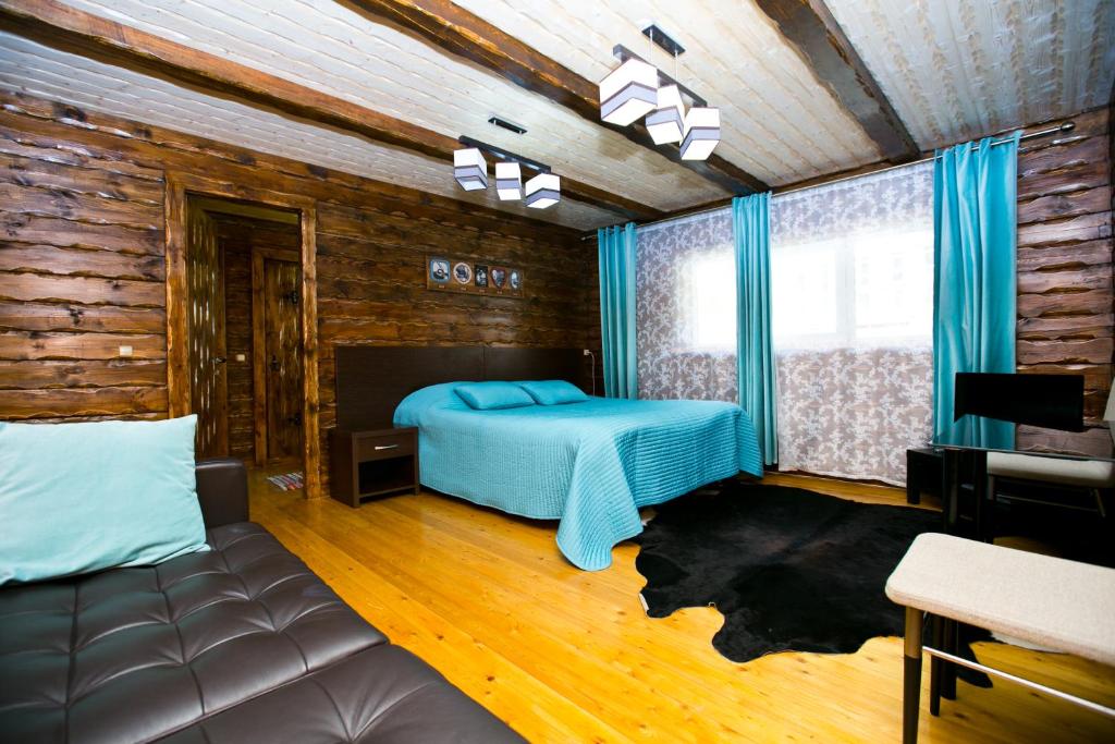 هتل مهمان خانه چرپانوف Cherepanovs' Guest House