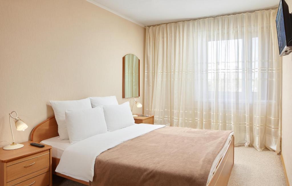هتل ایمپالس Hotel Impuls