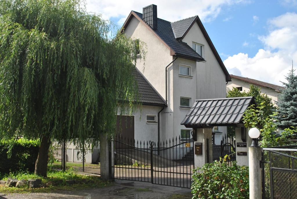 House Na Kashtanovoj