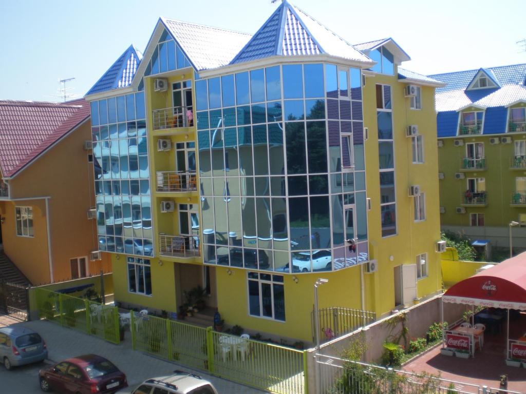 هتل مهمانسرا لایم - Lime Guest House