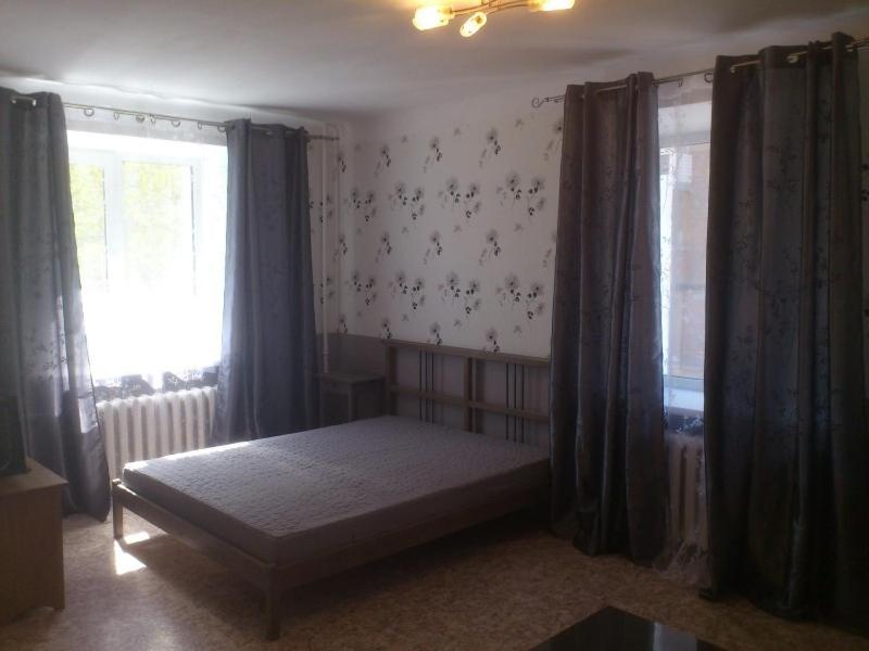 هتل آپارتمان در پلوشاد مارکسا Apartments na Ploshchad Marksa