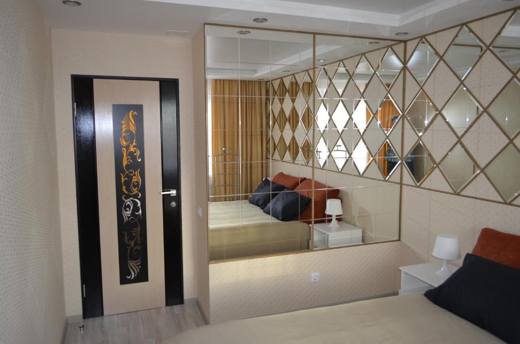 هتل آپارتمان Na Lavrova Apartment Na Lavrova