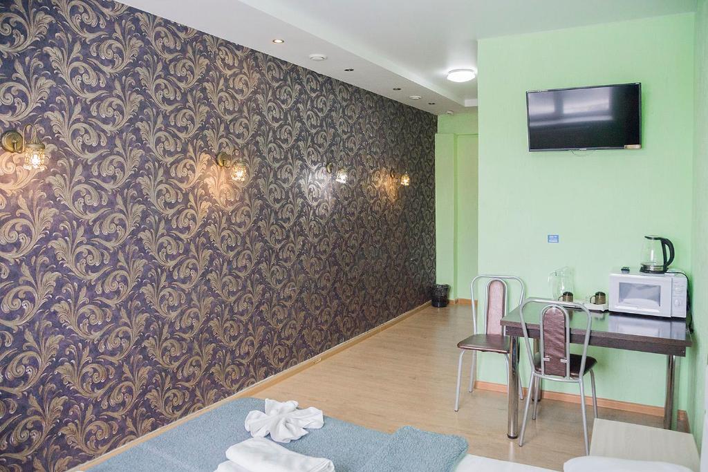 Hotel Mir