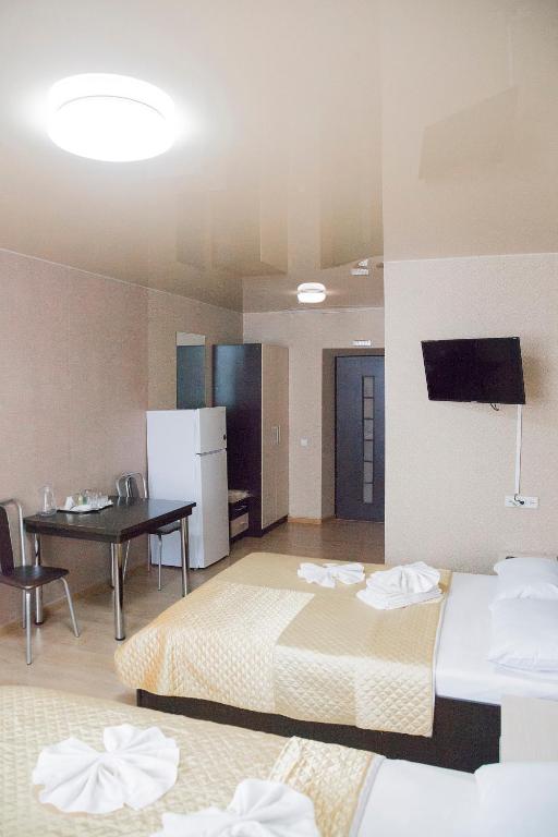 Hotel Mir