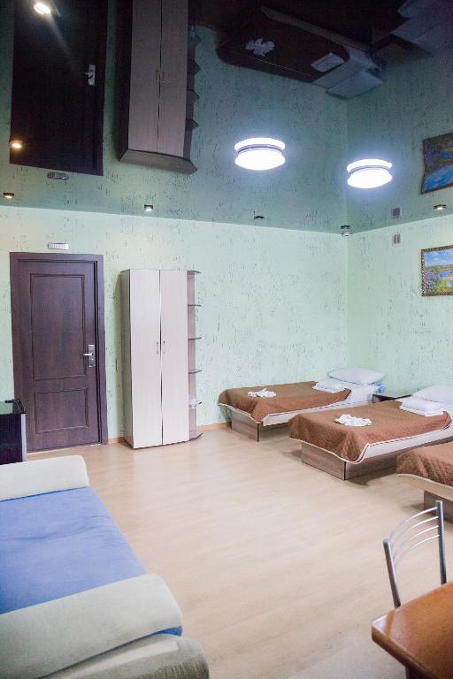 Hotel Mir