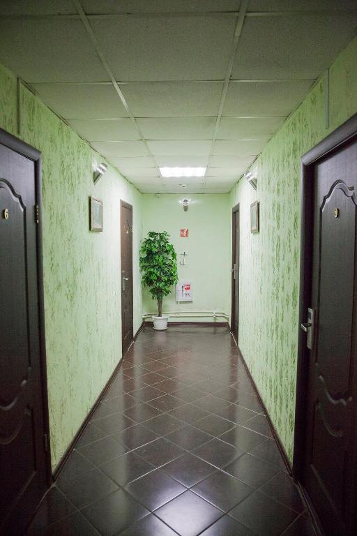 Hotel Mir