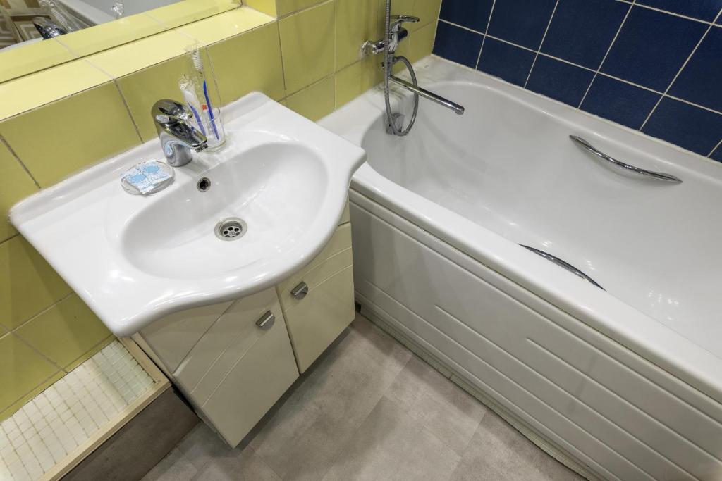 Dream House River Side